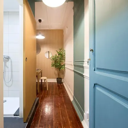 Cozy In A Coliving In Arroios Lisboa